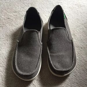 Sanuk slip on shoes